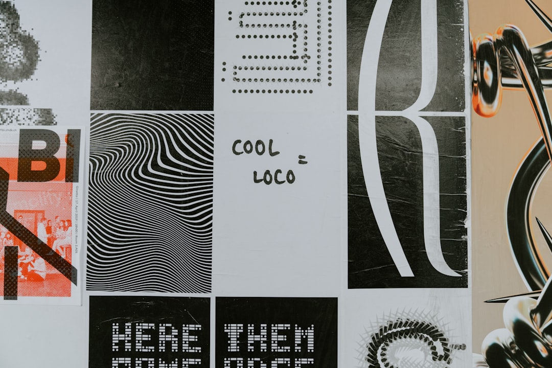 a close up of a wall with many different designs on it plantillas de logos variados, catalogo digital, opciones de diseño grafico