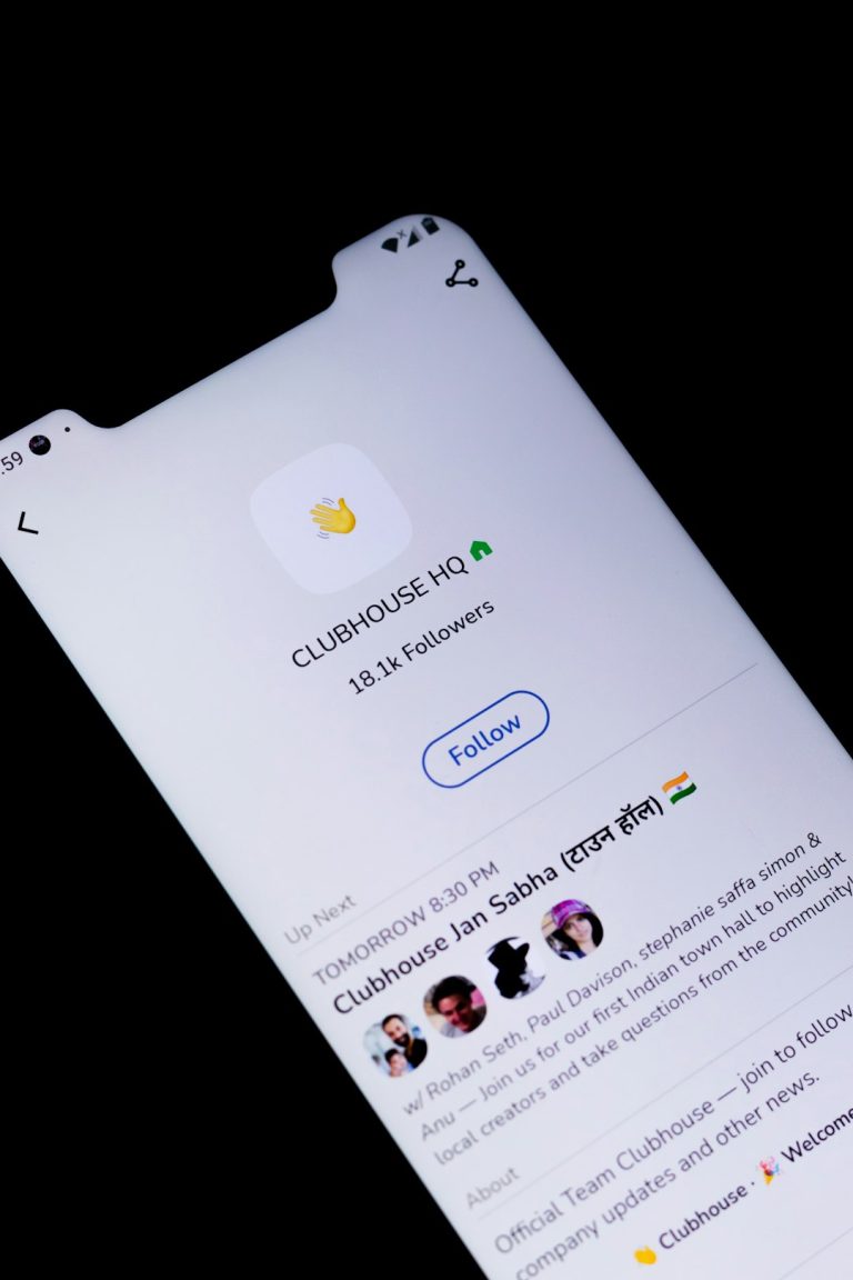 text discord verification screen, privacy checkpoint message, login security alert