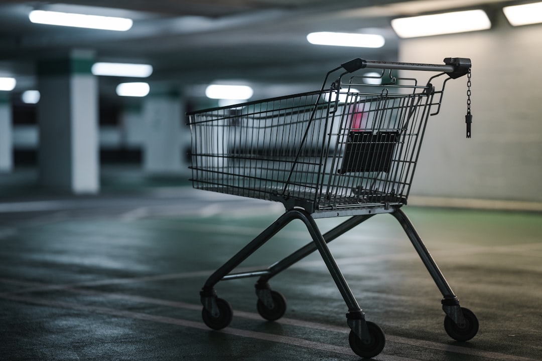 a shopping cart in a warehouse retargeting ads, abandoned cart, product reminder, online shopper