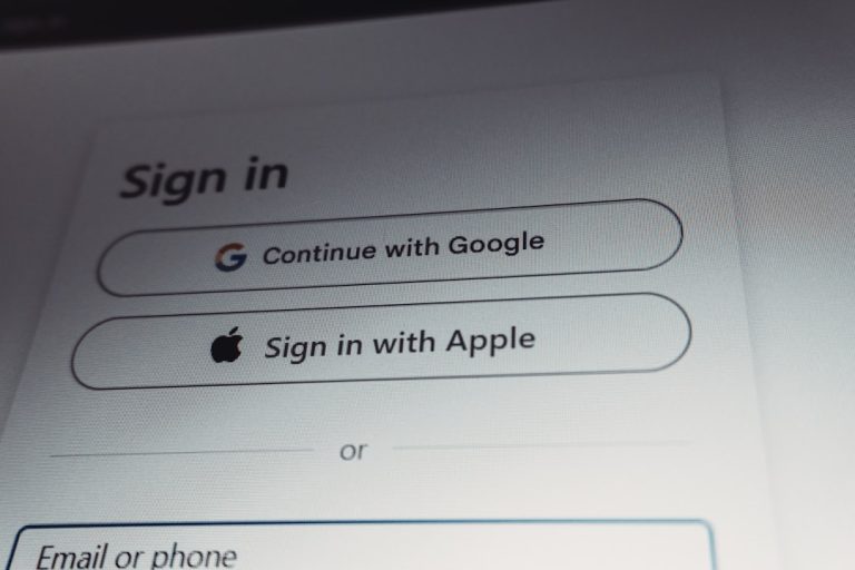 Sign in options with google and apple accounts registration form, email field, privacy note