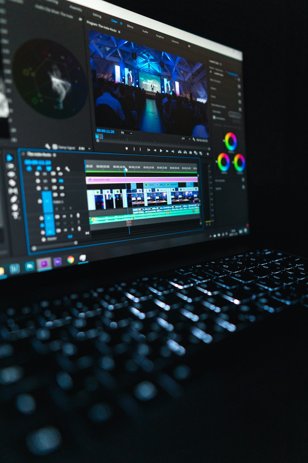 black laptop computer beginner video editing, laptop timeline, simple interface