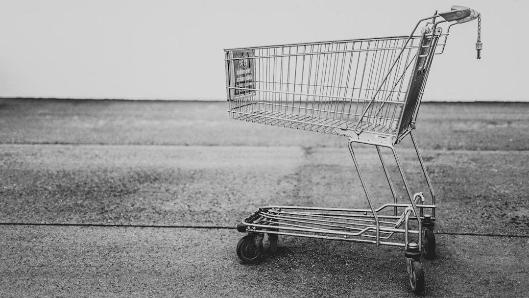 grey shopping cart retargeting ads, abandoned cart, product reminder, online shopper